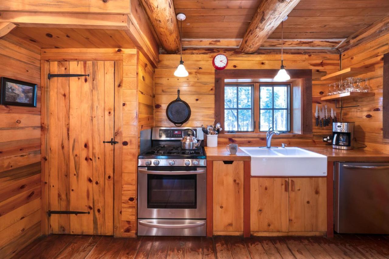 Corkins Lodge Chama Exterior photo