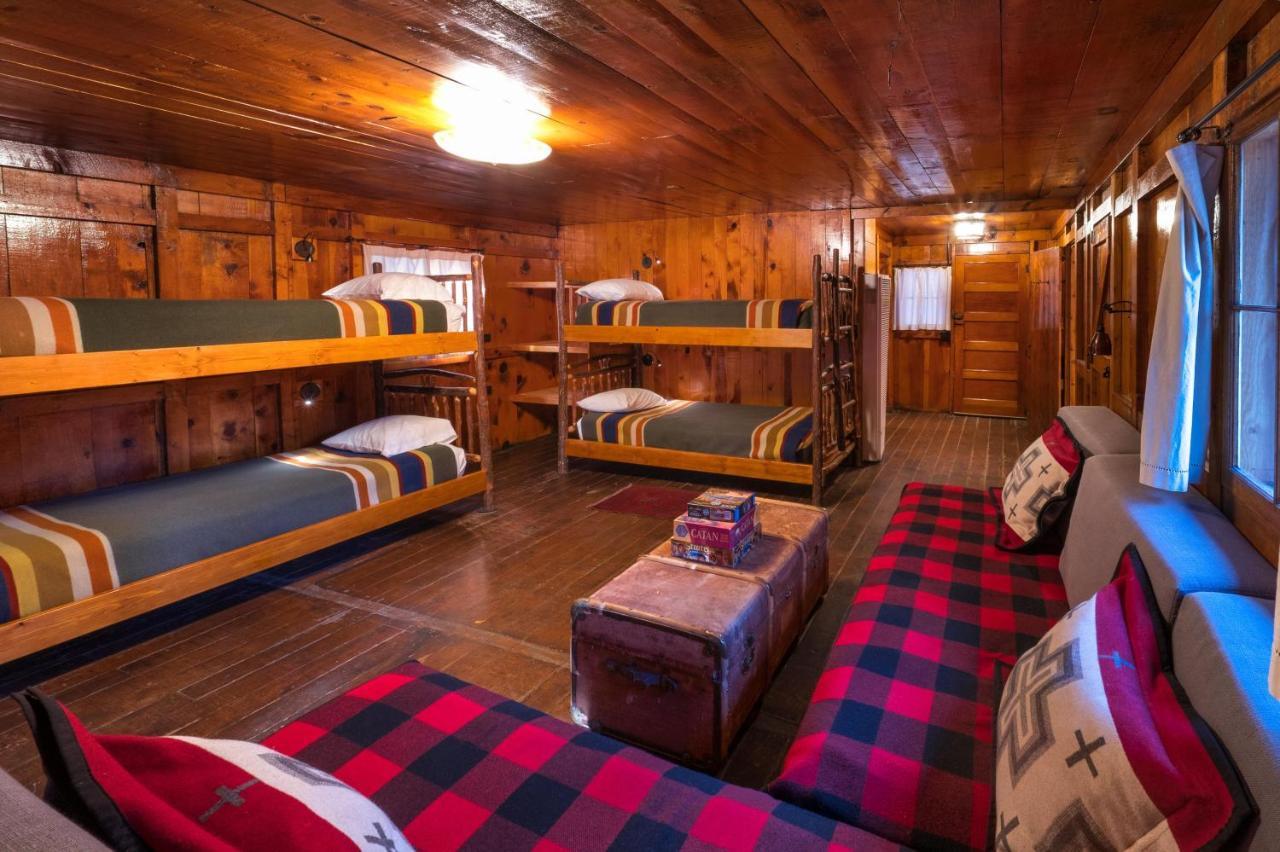 Corkins Lodge Chama Exterior photo