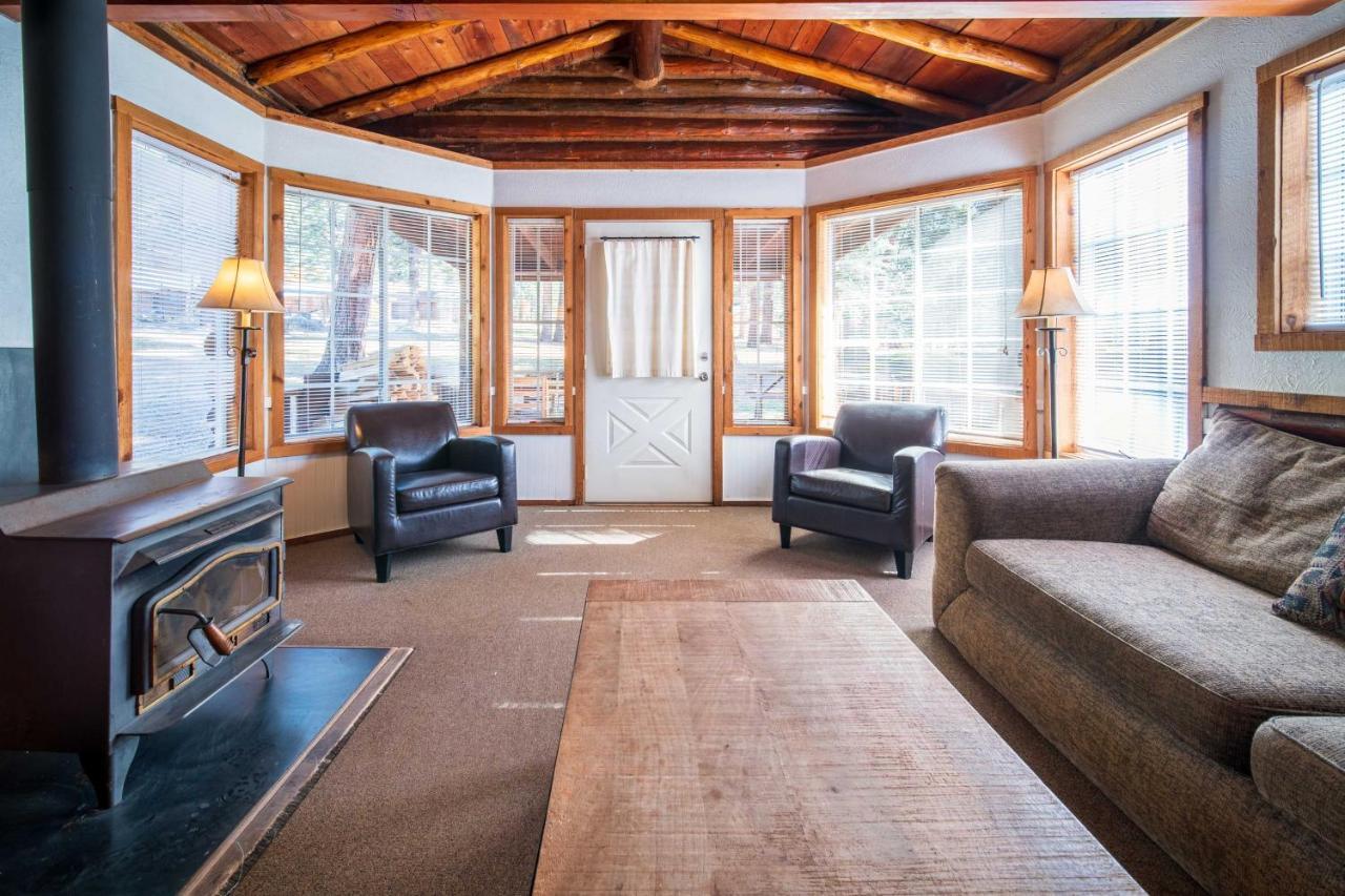 Corkins Lodge Chama Exterior photo