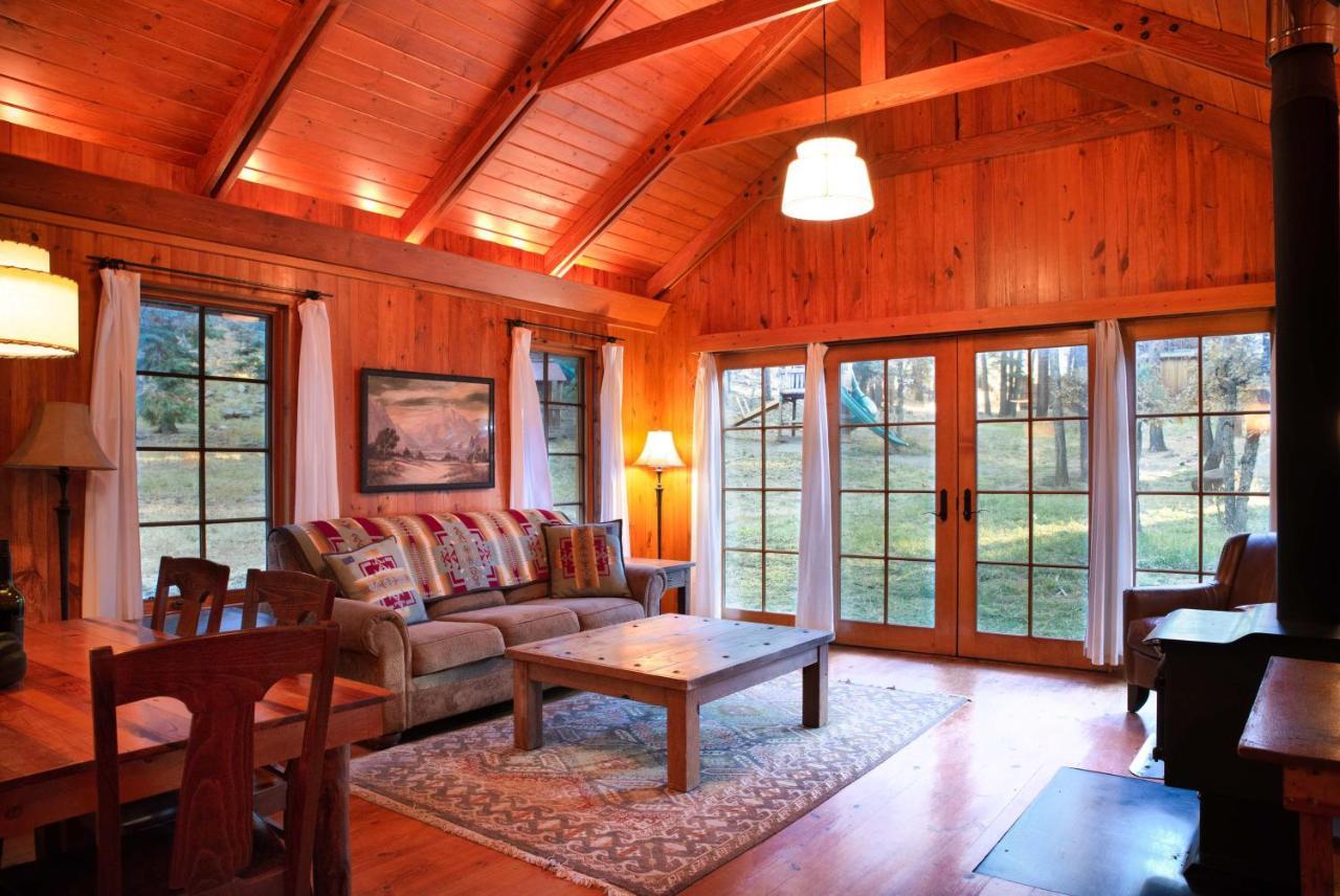 Corkins Lodge Chama Exterior photo