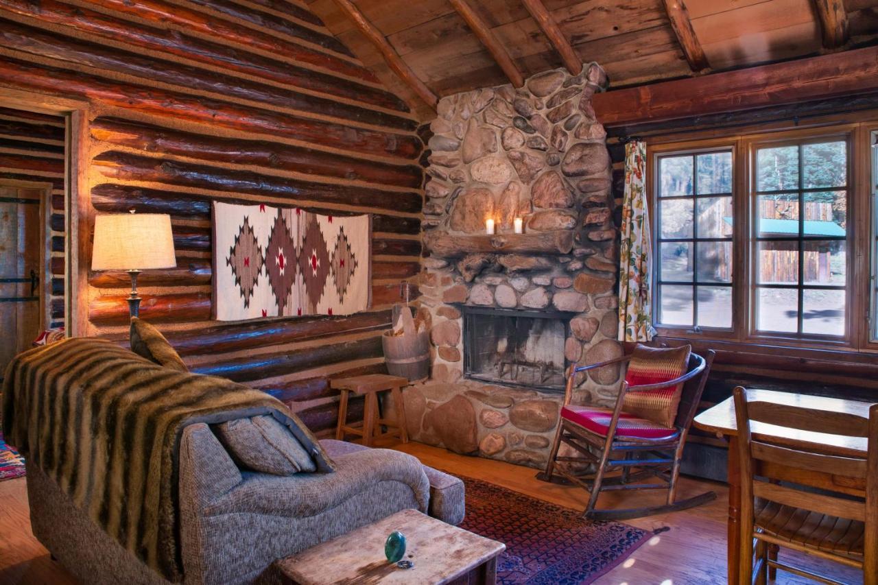 Corkins Lodge Chama Exterior photo